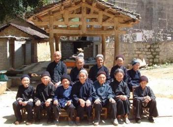 桂林 陽朔 北海 巴馬長壽鄉 雙臥八日游